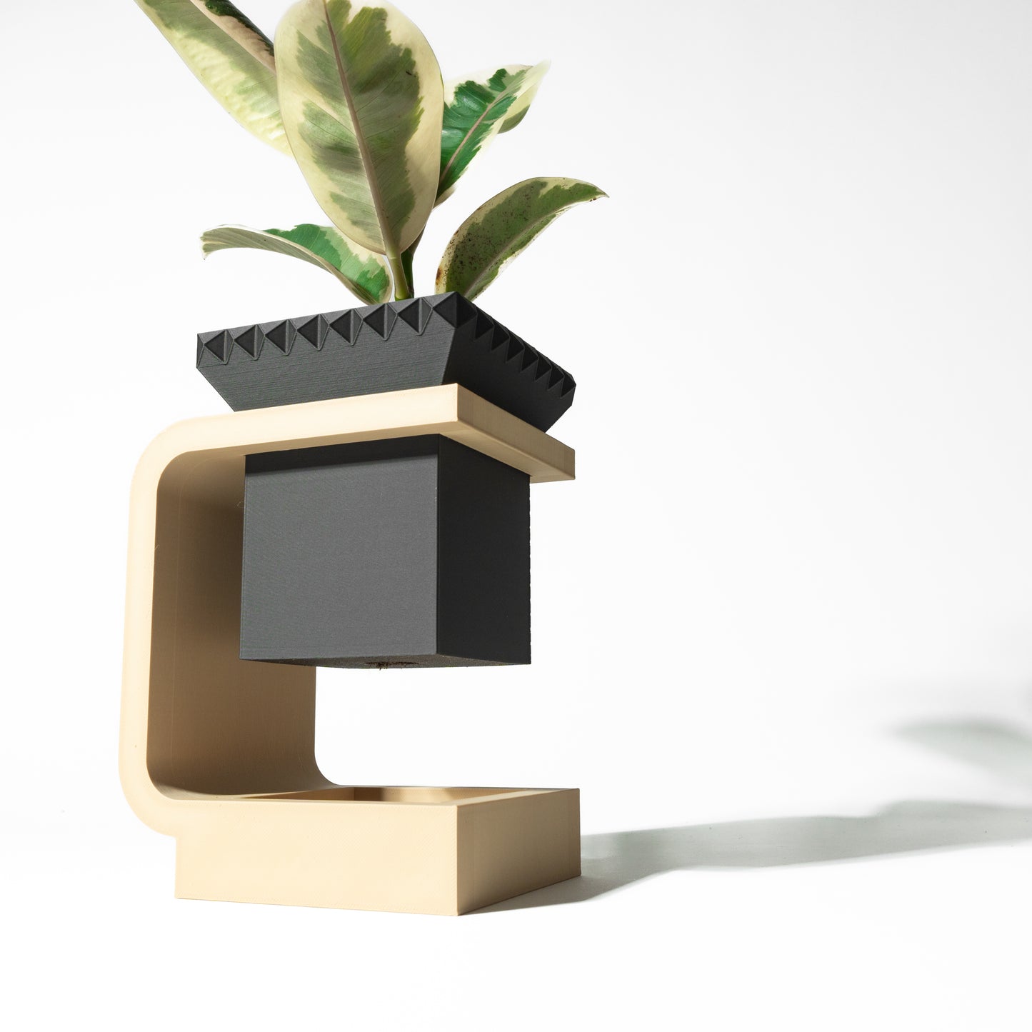 Designer Daka Bloempot