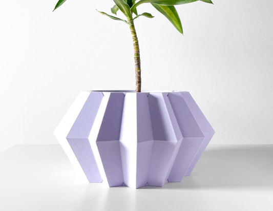 Designer Jun Bloempot